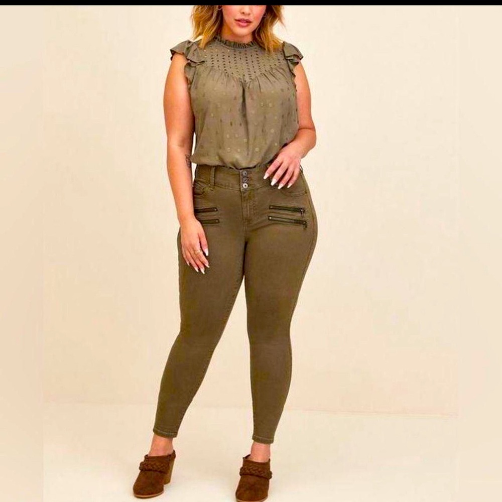 Torrid Olive High Rise Jeggings Size 16S NWT